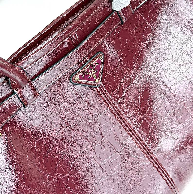 LPP43 bag 38-25-13cm Hand bag